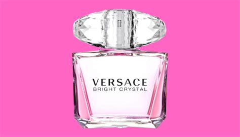 Tüm gün ferah ve şık hissetmek için Versace Bright Crystal 